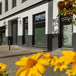 Factory Loft Duplex -40sqm- Near Antonplatz Apartman *