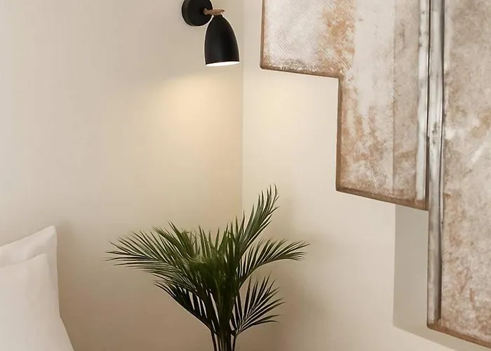 Factory Loft Duplex -40sqm- Near Antonplatz * ברלין