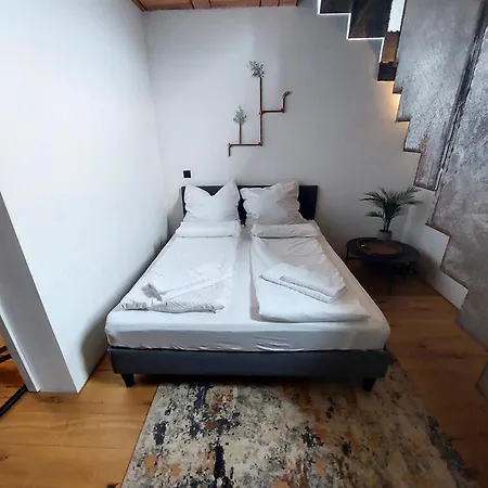 Apartmán Factory Loft Duplex -40sqm- Near Antonplatz