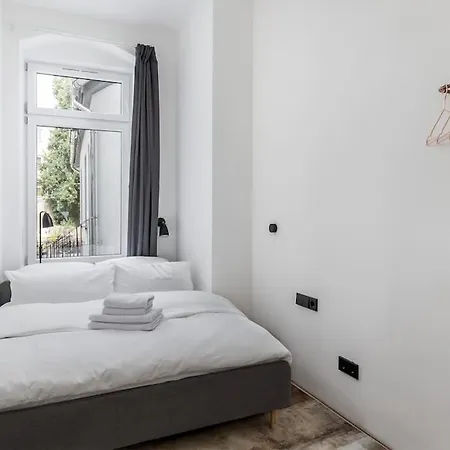 Factory Loft Duplex -40sqm- Near Antonplatz *