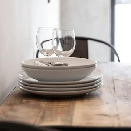 Factory Loft Duplex -40sqm- Near Antonplatz * Berlín