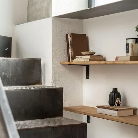 Factory Loft Duplex -40sqm- Near Antonplatz Lejlighed Berlin