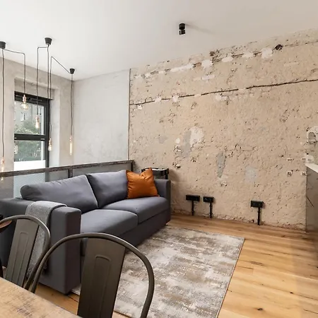 Factory Loft Duplex -40sqm- Near Antonplatz Lägenhet Berlin