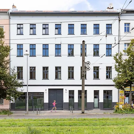 Apartment Factory Loft Duplex -40sqm- Near Antonplatz *