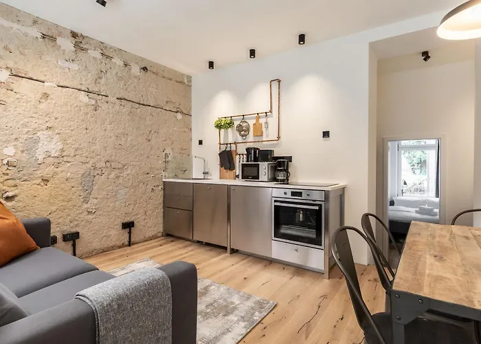 Factory Loft Duplex -40sqm- Near Antonplatz 公寓 *